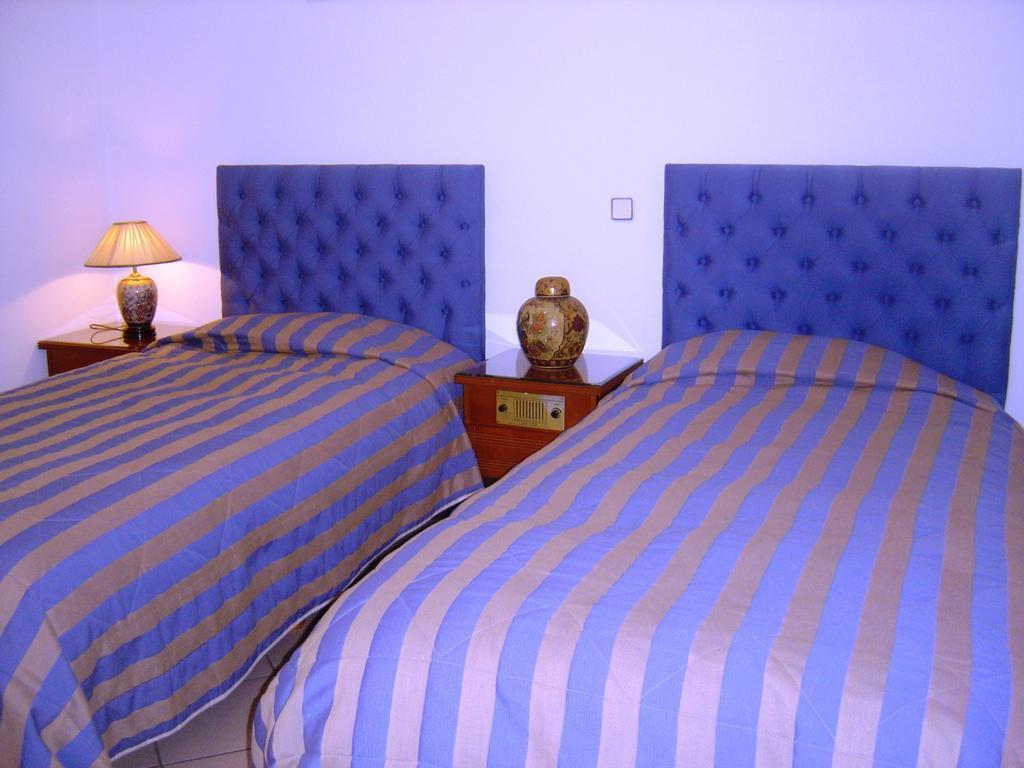 Kalimera Hotel Poros Town Екстериор снимка