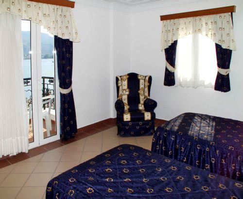 Kalimera Hotel Poros Town Екстериор снимка