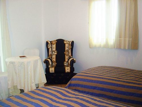 Kalimera Hotel Poros Town Екстериор снимка
